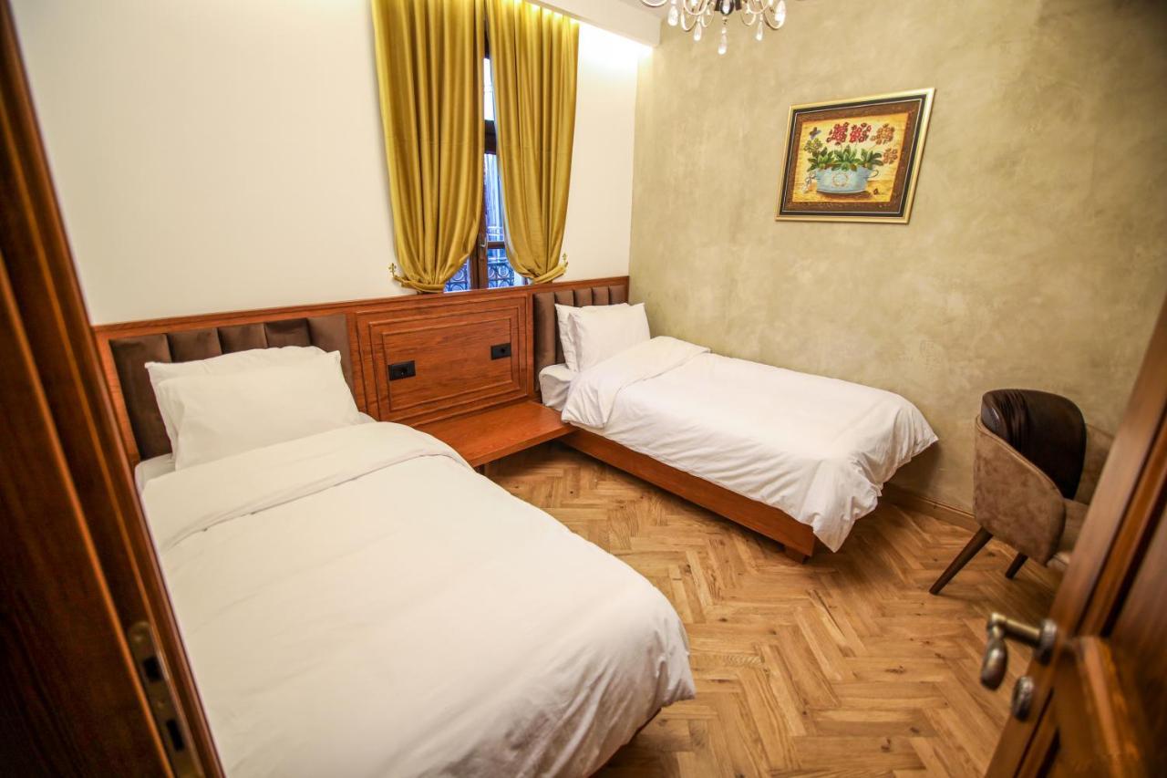 Vila Sonnet Korce Buitenkant foto