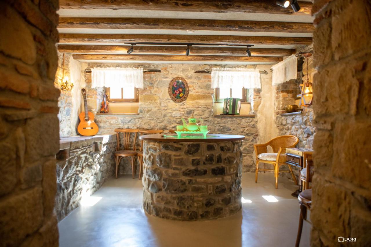 Vila Sonnet Korce Buitenkant foto