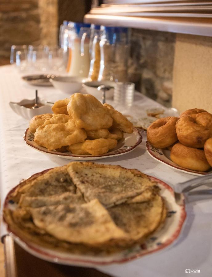 Vila Sonnet Korce Buitenkant foto