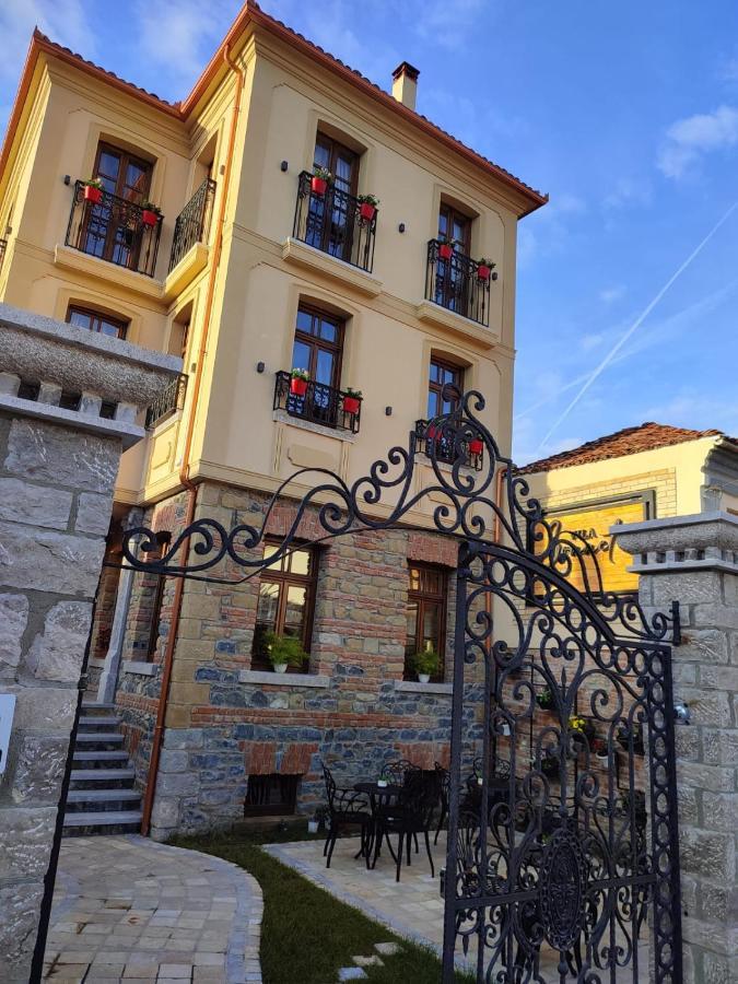 Vila Sonnet Korce Buitenkant foto